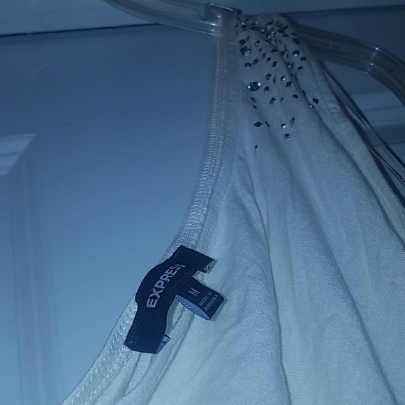 Embellished Express Top - Picture 2 of 2